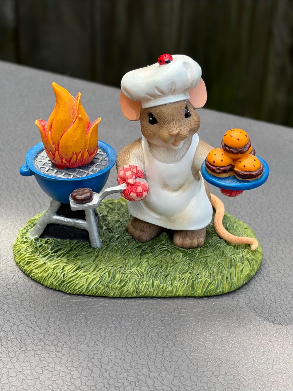 Charming Tails King of the Grill Members Only Leaf & Acorn Club Enesco 2013